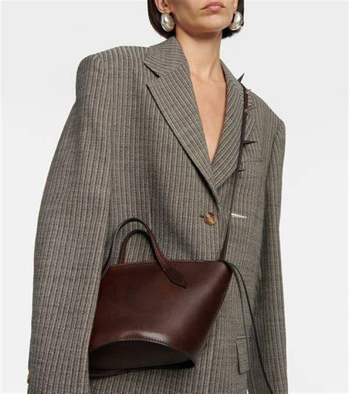 Altona Small Leather Crossbody Bag Altona Small Leather Crossbody Bag