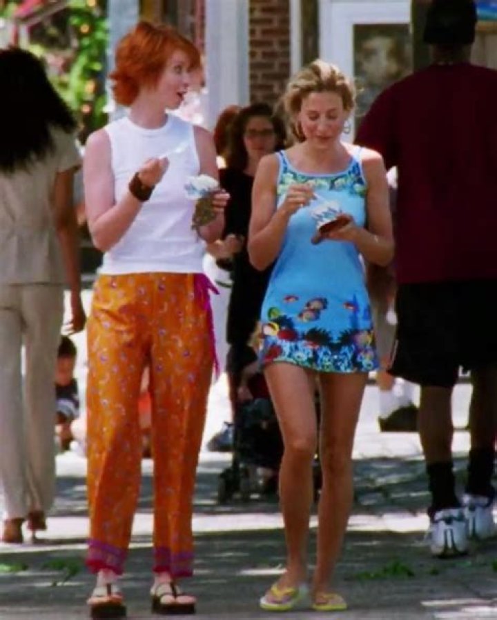 carrie bradshaw miranda hobbes and charlotte yorke are back in and just like that the sex and the city spin off and the fashions better than ever