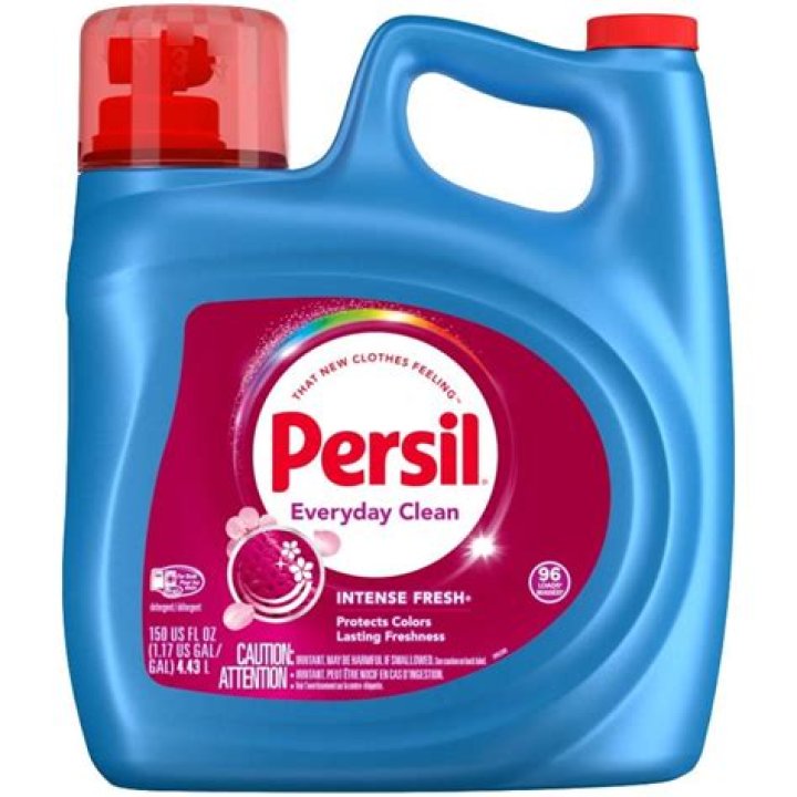 Does Persil laundry detergent contain enzymes?