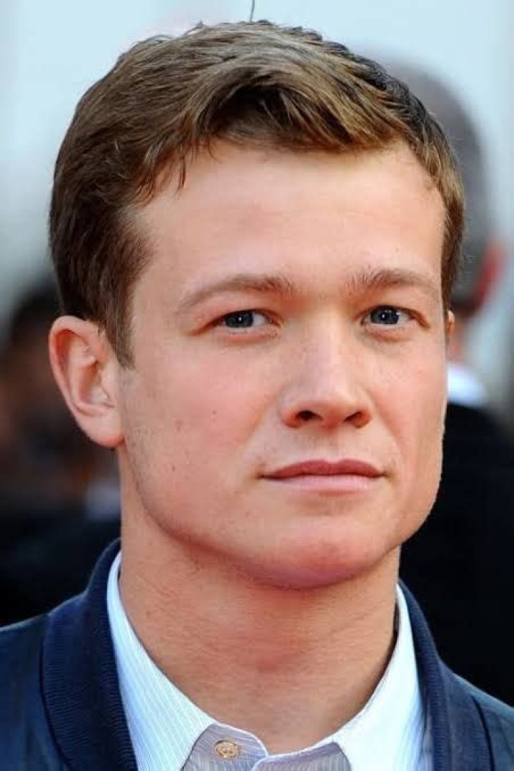 Ed Speleers Net Worth
