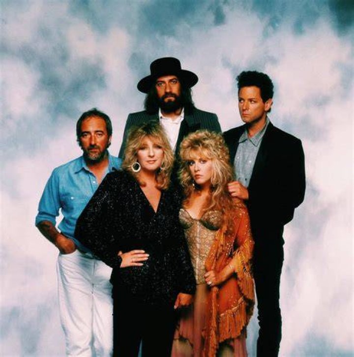 Fleetwood Mac posing at the LA Rock Awards, 1977.