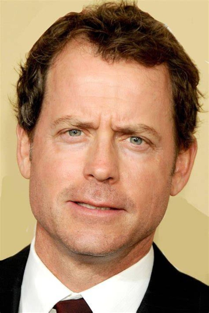 Greg Kinnear Net Worth