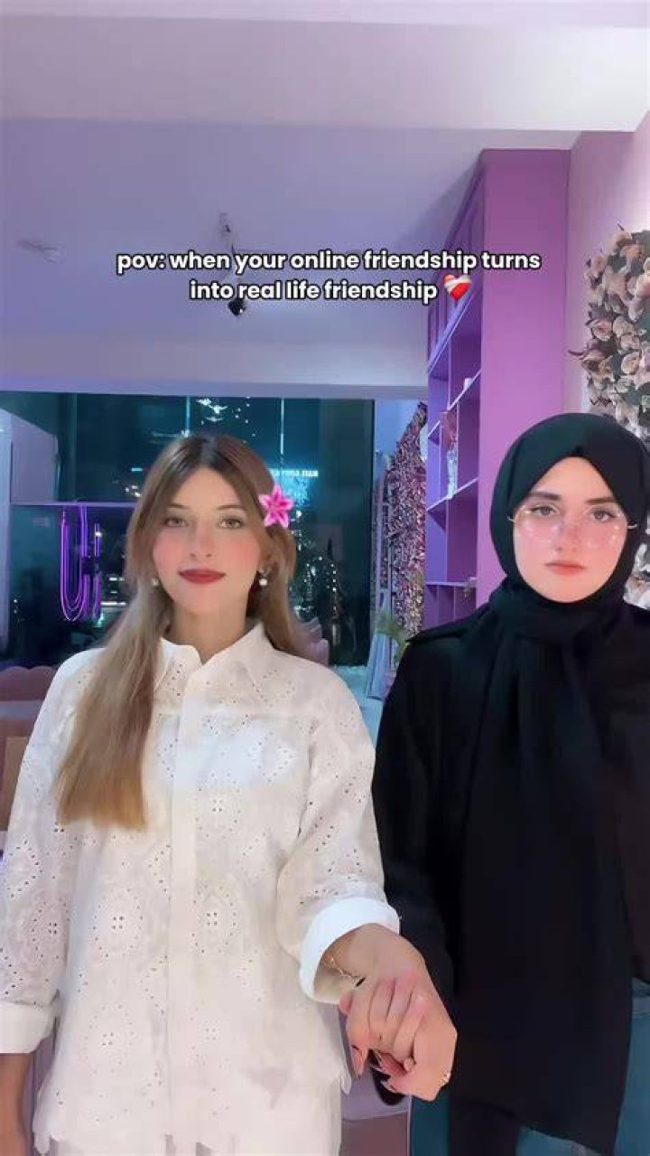 Hijab EroMe
