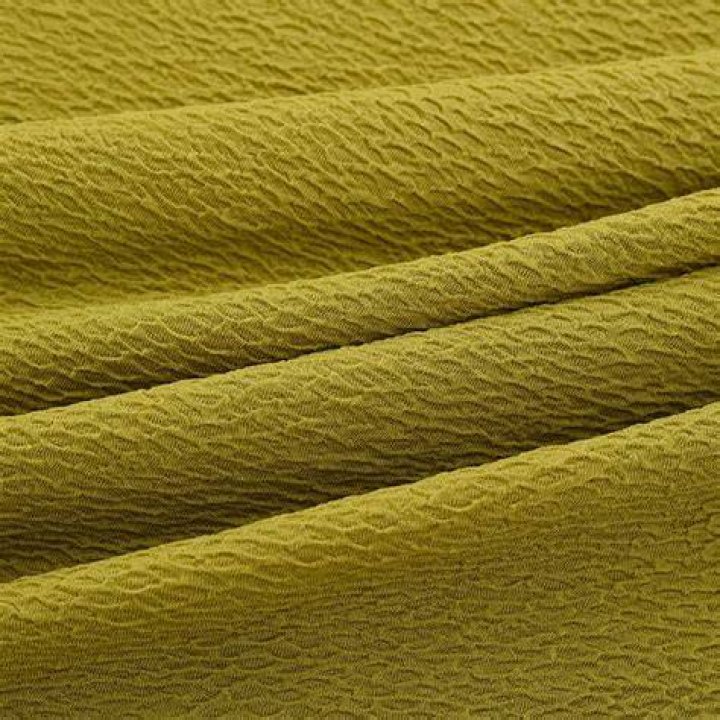 How does crepe fabric feel?