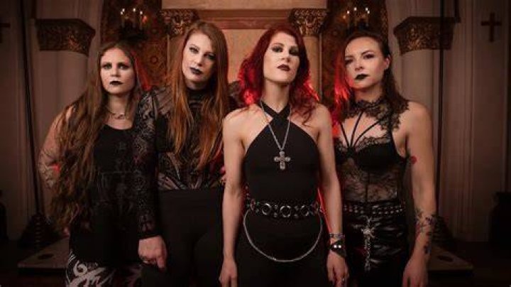 KITTIE's LANDER Has A Very Rational Opinion On Modern PANTERA