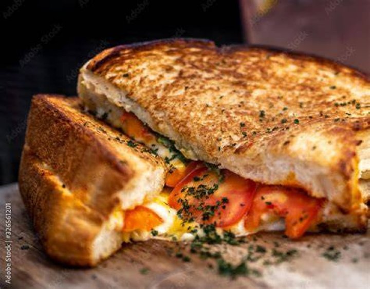 sandwich con pan brioche