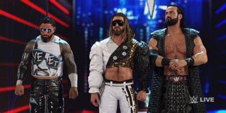 Seth Rollins Jey Uso WWE RAW