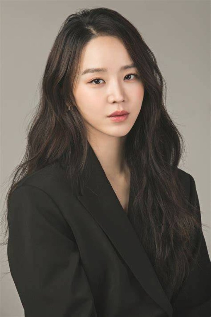 Shin Hye Sun se convierte en bailarina para el nuevo drama rom&aacute;ntico