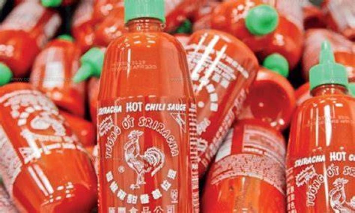 What Does Sriracha Chicken Taste Like? (Best solution)